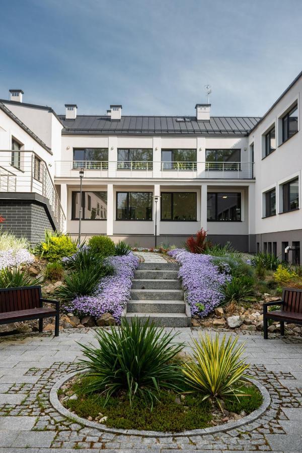 Centrum Rehabilitacji Spolecznej I Zawodowej Zaz Sloneczne Wzgorze Tarnów Exterior foto