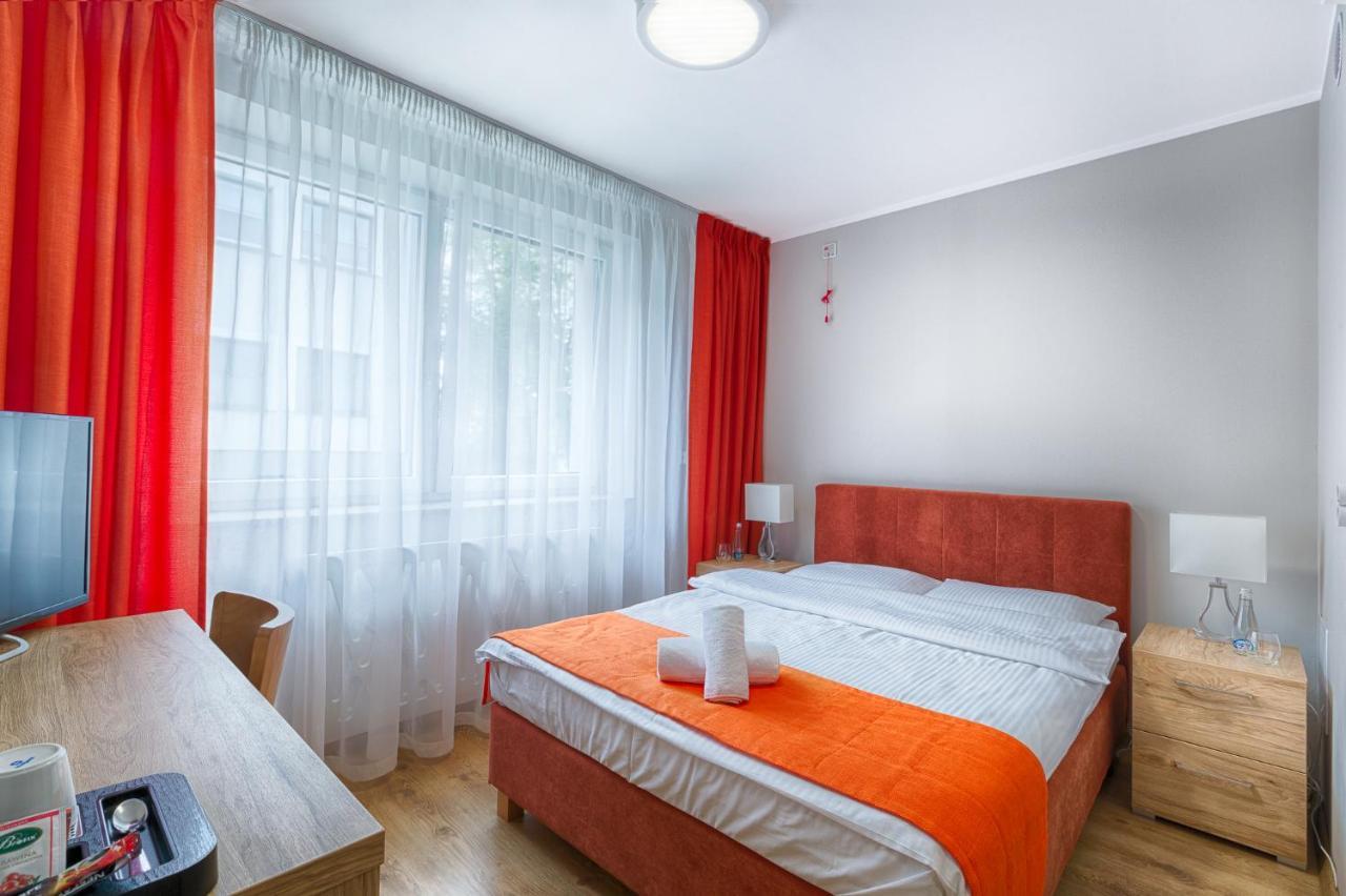 Centrum Rehabilitacji Spolecznej I Zawodowej Zaz Sloneczne Wzgorze Tarnów Exterior foto