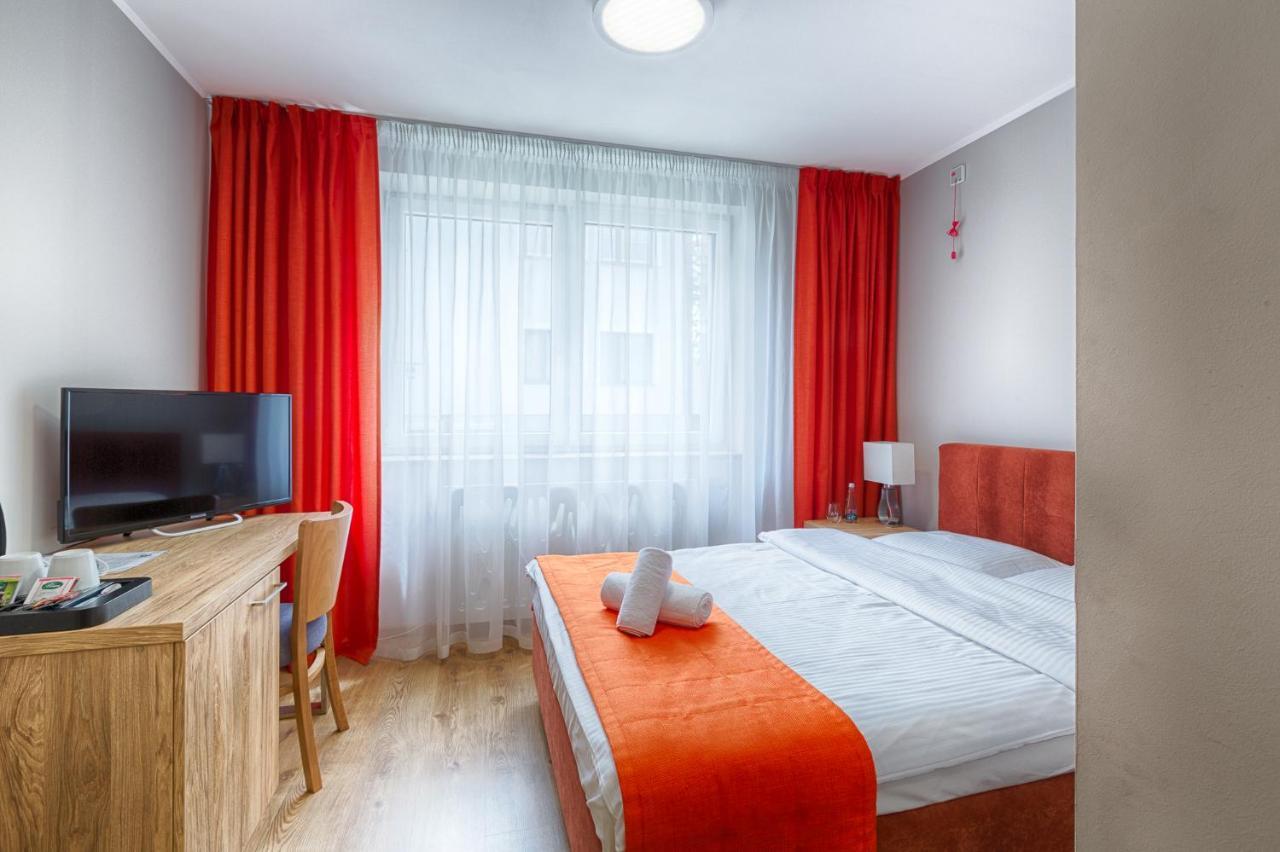 Centrum Rehabilitacji Spolecznej I Zawodowej Zaz Sloneczne Wzgorze Tarnów Exterior foto