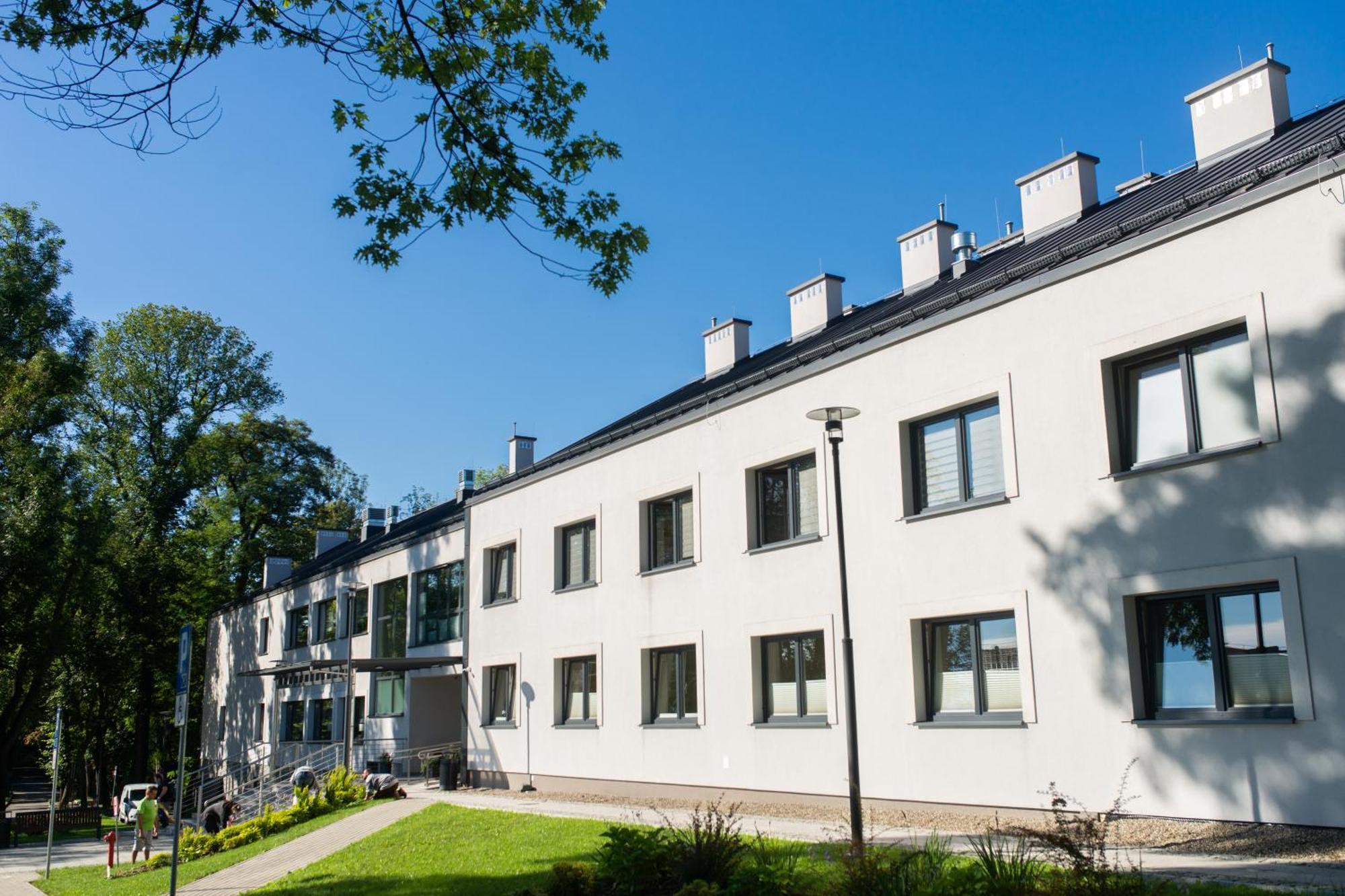 Centrum Rehabilitacji Spolecznej I Zawodowej Zaz Sloneczne Wzgorze Tarnów Exterior foto